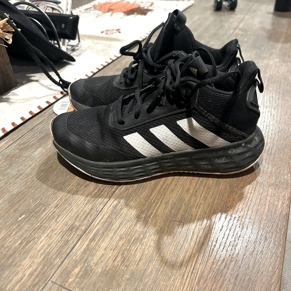 adidas Other - Big kids boys size 4 Adidas sneakers